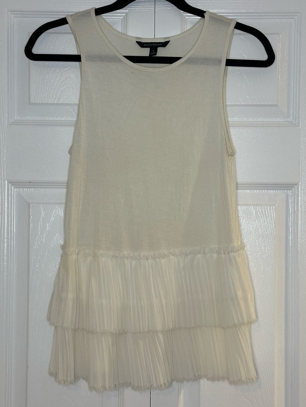 Bundle only - Banana Republic Cream Tiered Top